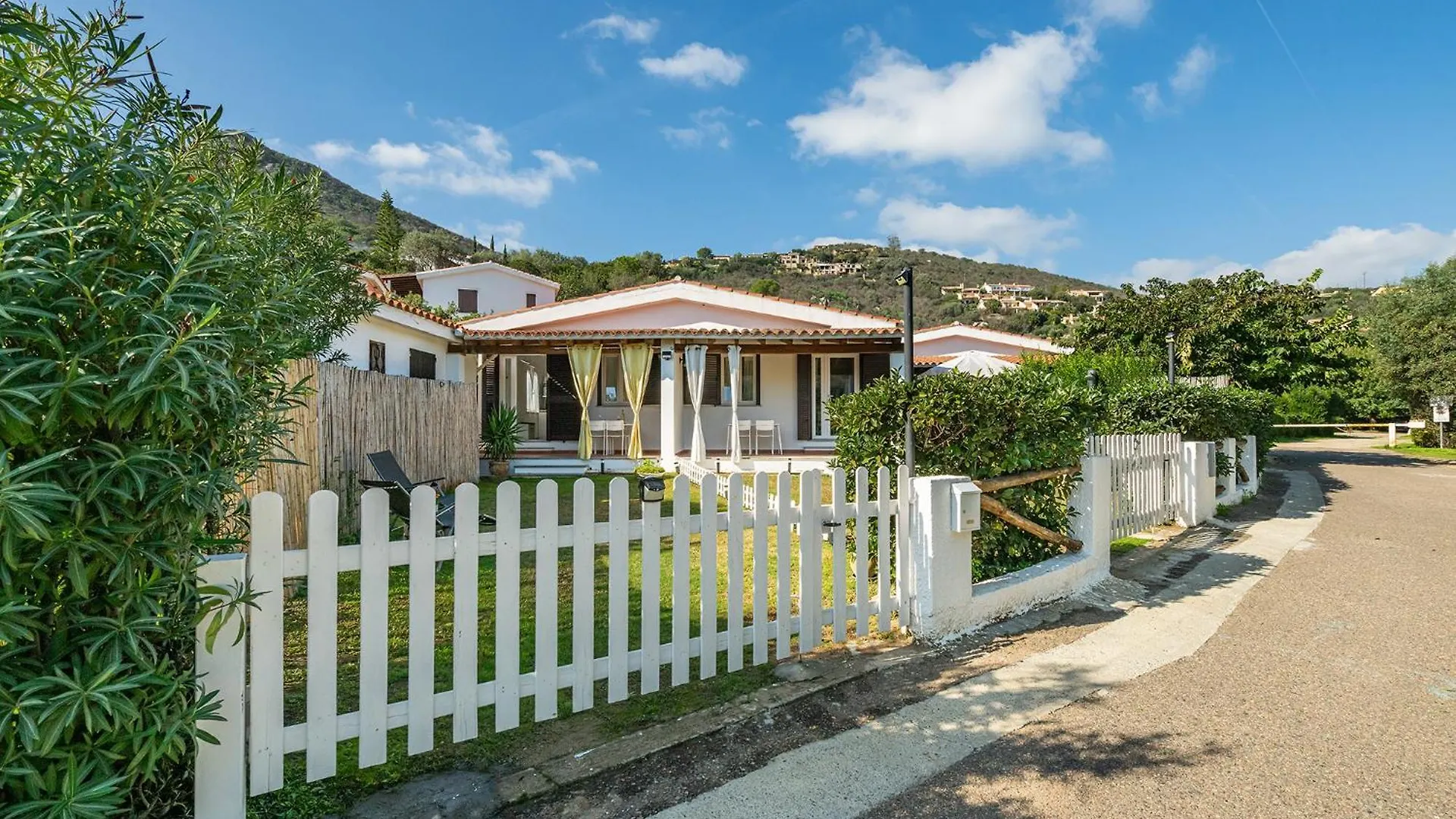 Casa Delle Sorelle Costa Rei